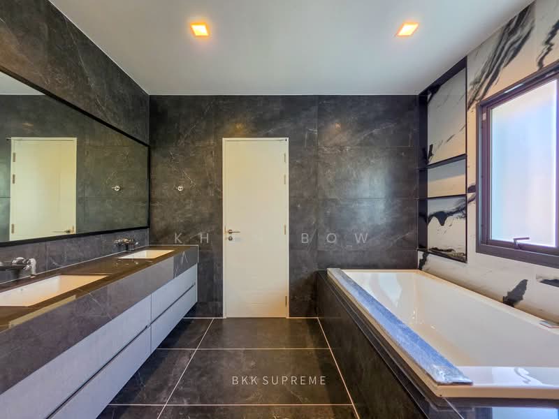 Bangkok Boulevard Signature Rama 5, Nonthaburi, 98 Atchariya Prasith Road 1, Bang Khun Kong, Bang Kruai, Nonthaburi, 5 Bedrooms, 786 sqm, Single Detached House For Sale, by Khun Bow, 500258647 - DDproperty.com