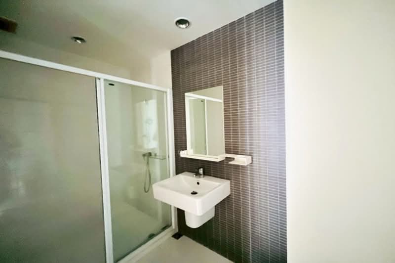 The Key Cheangwattana, Nonthaburi, Soi 4, Chaeng Watthana Road, Bang Talat, Pak Kret, Nonthaburi, 1 Bedroom, 32 sqm, Condo For Sale, by คุณจ๋า, 500258695 - DDproperty.com