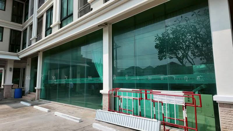 ให้เช่า - เช่า พื้นที่ทำร้านอาหาร 227 ตร.ม. ทำเลทอง ย่านบางนา บางนา กรุงเทพมหานคร (TO07-0126), กรุงเทพ