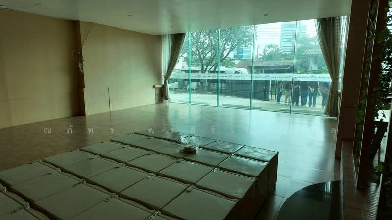 ให้เช่า - เช่า พื้นที่ทำร้านอาหาร 227 ตร.ม. ทำเลทอง ย่านบางนา บางนา กรุงเทพมหานคร (TO07-0126), กรุงเทพ