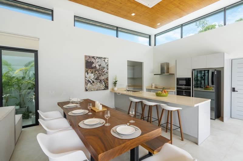 Lucky Layan Villas Phase 1, Phuket, 23 Moo 4 Thepkrasattri Road, Choeng Thale, Thalang, Phuket, 4 Bedrooms, 350 sqm, Single Detached House For Rent, by Mark Horsfall, 500258712 - DDproperty.com