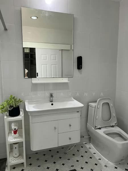 Parinyada Chalongrat, Bangkok, Soi Nakniwas 48, Lat Phrao, Lat Phrao, Bangkok, 3 Bedrooms, 300 sqm, Single Detached House For Rent, by Khun Aranya, 500258735 - DDproperty.com