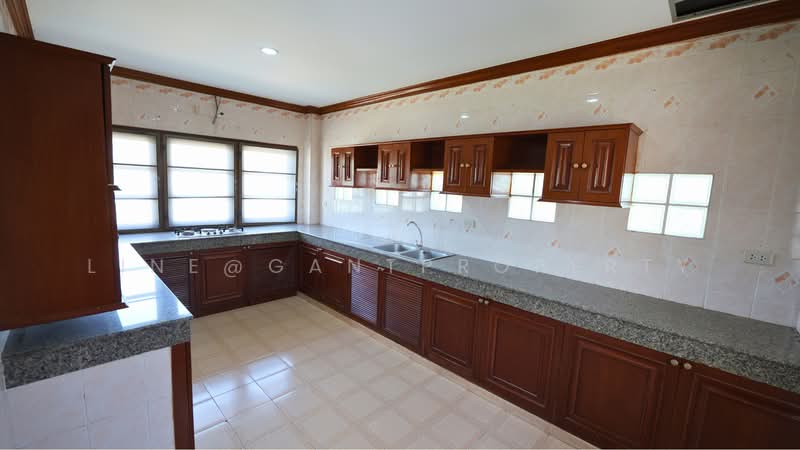Kritsada City Lake and Park Village, Samut Prakan, Bang Pla, Bang Plee, Samut Prakan, 5 Bedrooms, 664 sqm, Single Detached House For Sale, by Line@GantProperty, 500258758 - DDproperty.com