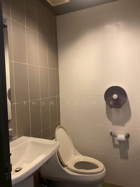 Sriwara Town in Town, Bangkok, Sriwara Road, Phlapphla, Wang Thonglang, Bangkok, Studio, 550 sqm, Townhouse For Rent, by Khun Aranya, 500258778 - DDproperty.com