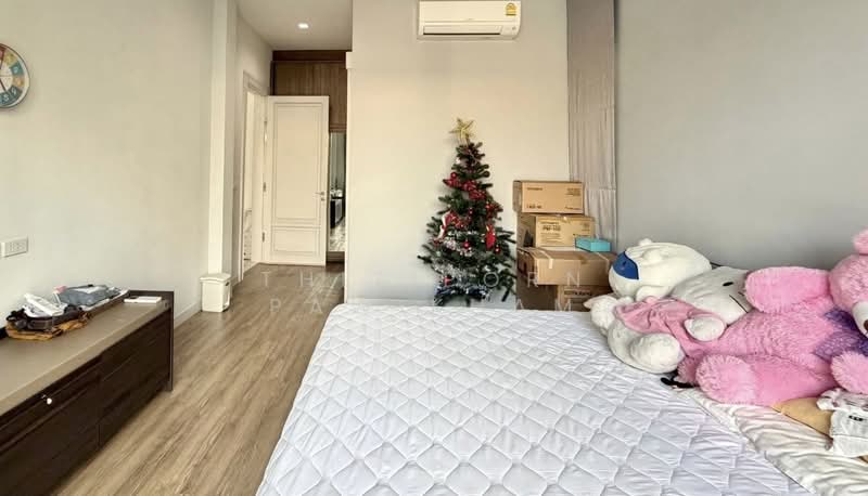 5-BR Villa, Chon Buri (Pattaya), Bang Phra, Si Racha, Chon Buri (Pattaya), 5 Bedrooms, 535 sqm, Villa For Sale, by Thitiporn Pawikham, 500258793 - DDproperty.com