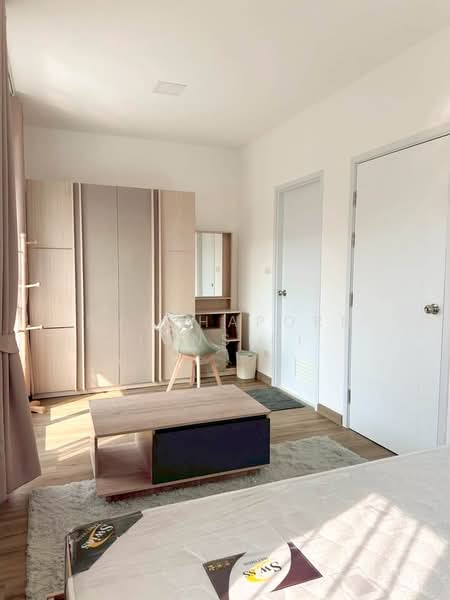 ทาวน์เฮ้าส์ในโครงการ ให้เช่า – ใกล้บิ๊กซีแม่เหียะ เพียง 5 นาที ค่าเช่า 23,000 บาท / เดือน No.9H1038, Chiang Mai, Mae Hia, Muang Chiang Mai, Chiang Mai, 3 Bedrooms, 110 sqm, Townhouse For Rent, by Rutchaporn Tunsiri, 500258797 - DDproperty.com