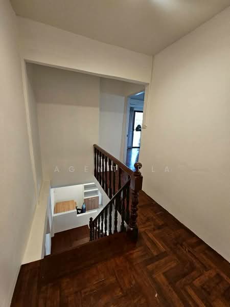 ให้เช่า - ให้เช่า Townhouse หลังมุม สุขุมวิท 72 ใกล้บีทีเอสแบริ่ง (SPSP653), สมุทรปราการ