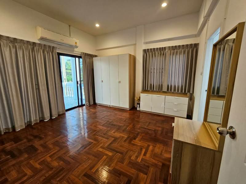 ให้เช่า - ให้เช่า Townhouse หลังมุม สุขุมวิท 72 ใกล้บีทีเอสแบริ่ง (SPSP653), สมุทรปราการ