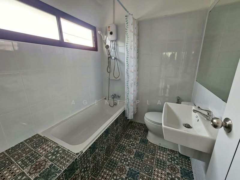 ให้เช่า - ให้เช่า Townhouse หลังมุม สุขุมวิท 72 ใกล้บีทีเอสแบริ่ง (SPSP653), สมุทรปราการ