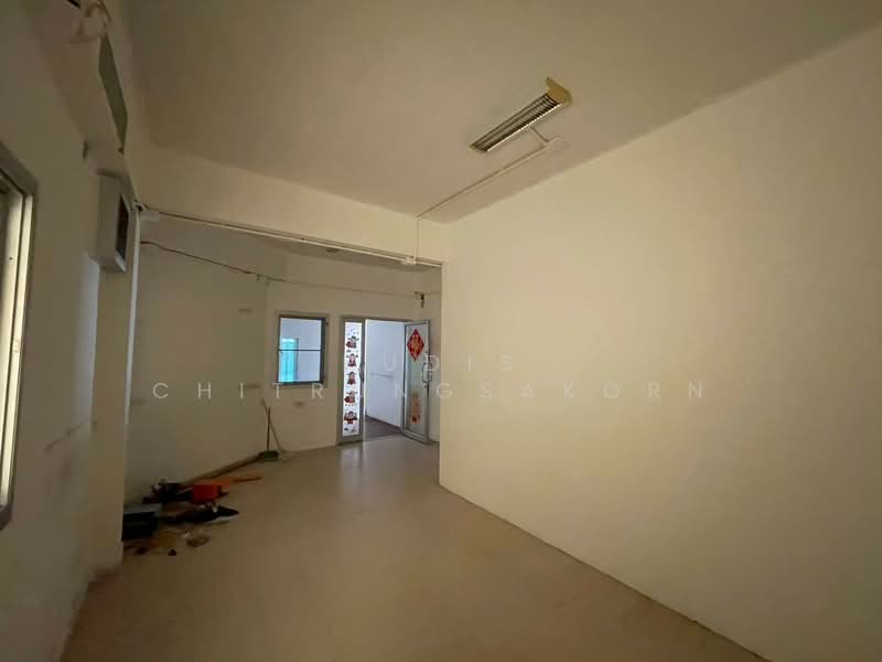 2-storey building for rent in Mengjai area, Bangkok, Samsen Nok, Huai Khwang, Bangkok, , 900 sqm, Shophouse For Rent, by Pudis Chitrungsakorn, 500258889 - DDproperty.com