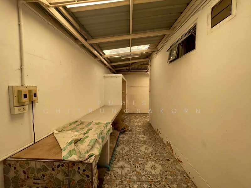 2-storey building for rent in Mengjai area, Bangkok, Samsen Nok, Huai Khwang, Bangkok, , 900 sqm, Shophouse For Rent, by Pudis Chitrungsakorn, 500258889 - DDproperty.com