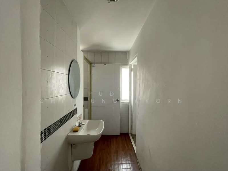 2-storey building for rent in Mengjai area, Bangkok, Samsen Nok, Huai Khwang, Bangkok, , 900 sqm, Shophouse For Rent, by Pudis Chitrungsakorn, 500258889 - DDproperty.com