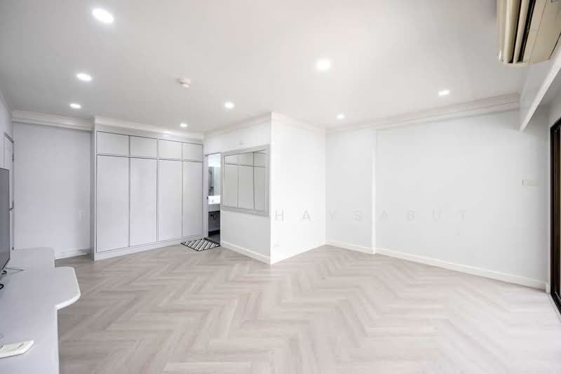 Saranjai Mansion, Bangkok, Soi Sukhumvit 6, Khlong Toei, Khlong Toei, Bangkok, 2 Bedrooms, 117 sqm, Condo For Sale, by Thiya​ Chaysabut, 500258916 - DDproperty.com