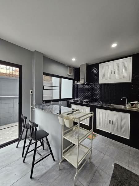 ให้เช่า Townhouse สุขุมวิท 72 ใกล้บีทีเอสแบริ่ง (SPSP654), สมุทรปราการ, สุขุมวิท72, สำโรงเหนือ, เมืองสมุทรปราการ, สมุทรปราการ, 170 ตร.ม., ทาวน์เฮ้าส์ ให้เช่า, โดย Agent Pla, 500258934 - DDproperty.com
