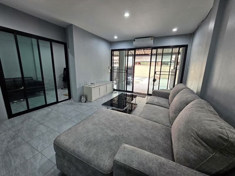 Townhouse for Rent (Corner Unit), Sukhumvit 72 near BTS Bearing (SPSP654), Samut Prakan, สุขุมวิท72, Samrong Nua, Muang Samut Prakarn, Samut Prakan, 3 Bedrooms, 170 sqm, Townhouse For Rent, by Agent Pla, 500258934 - DDproperty.com