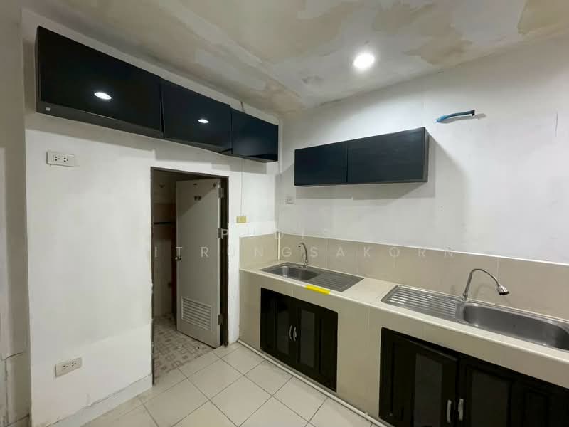 Commercial space for rent in Mengjai area, Bangkok, Samsen Nok, Huai Khwang, Bangkok, , 180 sqm, Retail Space For Rent, by Pudis Chitrungsakorn, 500258935 - DDproperty.com