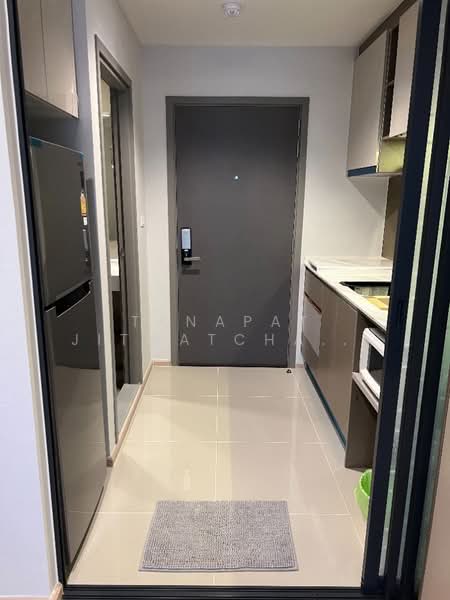 IDEO Sathorn-Wongwian Yai, Bangkok, 219 Soi Krung Thonburi 1, Khlong Ton Sai, Khlong San, Bangkok, 1 Bedroom, 28 sqm, Condo For Rent, by Tanapat Jitwatcharakomol, 500258969 - DDproperty.com