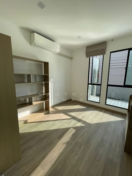 Patio Srinakarin-Rama 9, Bangkok, Krungthep Kreetha Road, Hua Mak, Bang Kapi, Bangkok, 4 Bedrooms, 161 sqm, Townhouse For Rent, by Namthip Wiwatmanitsakul, 500258973 - DDproperty.com