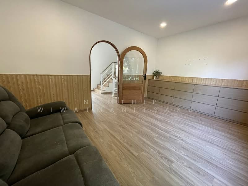 Patio Srinakarin-Rama 9, Bangkok, Krungthep Kreetha Road, Hua Mak, Bang Kapi, Bangkok, 4 Bedrooms, 161 sqm, Townhouse For Rent, by Namthip Wiwatmanitsakul, 500258973 - DDproperty.com