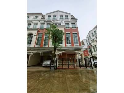 ขาย - Baan Klang Krung Sathorn-Narathiwas : บ้านกลางกรุง สาทร-นราธิวาส, กรุงเทพ