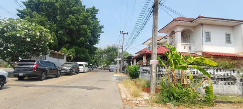 ธนารมย์ ลำลูกกา, Pathum Thani, Lat Sawai, Lam Luk Ka, Pathum Thani, 3 Bedrooms, 150 sqm, Semi-Detached House (Twin House) For Sale, by The Best Property ศิลป์, 500259018 - DDproperty.com