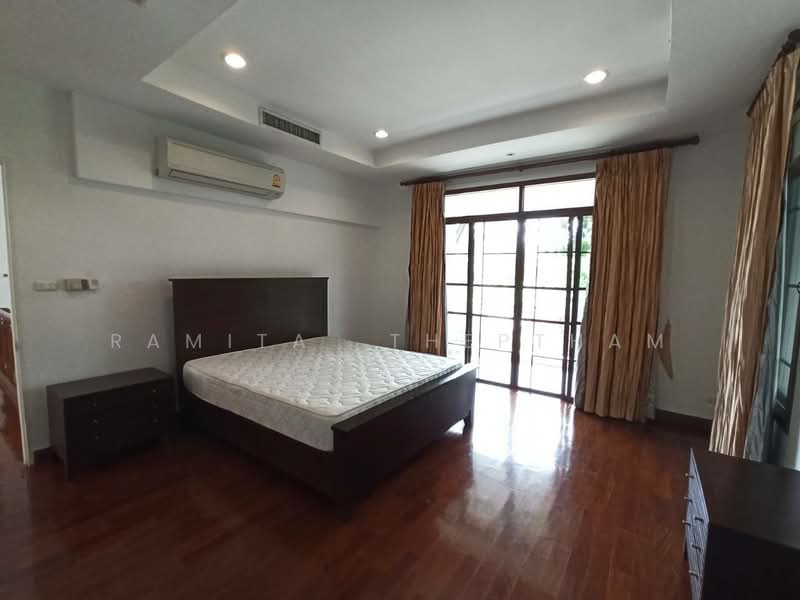 Narasiri Pattanakarn-Srinakarin, Bangkok, 878 Soi Srinakarin 20, Khlong Chan, Bang Kapi, Bangkok, 5 Bedrooms, 440 sqm, Single Detached House For Rent, by Ramita  Theptham, 500259036 - DDproperty.com
