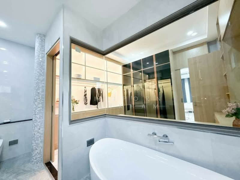 5-BR Villa, Chon Buri (Pattaya), Poong, Bang Lamung (Pattaya), Chon Buri (Pattaya), 5 Bedrooms, 450 sqm, Villa For Sale, by Thitiporn Pawikham, 500259049 - DDproperty.com