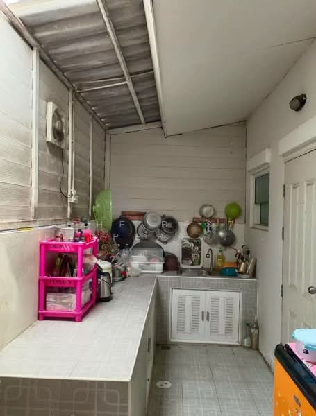 หมู่บ้านไลโอ ไพร์ม ศรีราชา-แหลมฉบัง (Lio PRIME Sriracha-Laemchabang) ชลบุรี, Chon Buri (Pattaya), Bang Lamung, Bang Lamung (Pattaya), Chon Buri (Pattaya), 2 Bedrooms, 90 sqm, Townhouse For Sale, by The Best Property  ปุ้ย, 500259057 - DDproperty.com