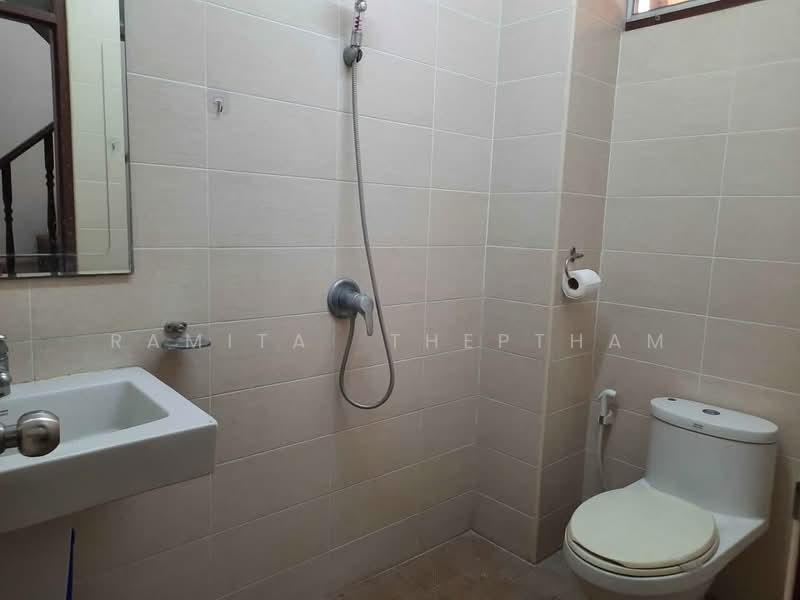 undefined, Bangkok, Samsen Nok, Huai Khwang, Bangkok, 3 Bedrooms, 60 sqm, Single Detached House For Rent, by Ramita  Theptham, 500259058 - DDproperty.com