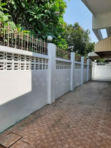 undefined, Bangkok, Samsen Nok, Huai Khwang, Bangkok, 3 Bedrooms, 60 sqm, Single Detached House For Rent, by Ramita  Theptham, 500259058 - DDproperty.com