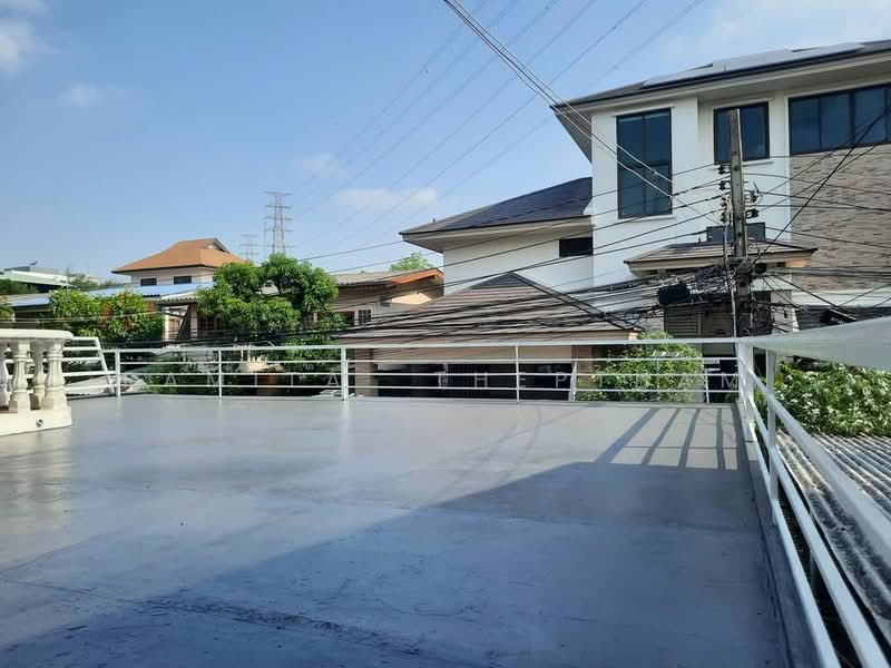 undefined, Bangkok, Samsen Nok, Huai Khwang, Bangkok, 3 Bedrooms, 60 sqm, Single Detached House For Rent, by Ramita  Theptham, 500259058 - DDproperty.com