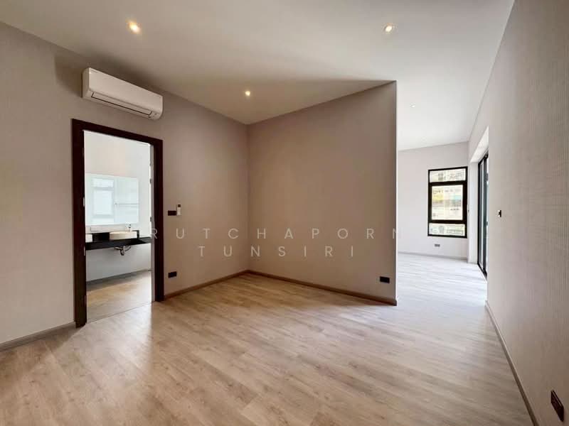 Pool Villa ให้เช่า ใกล้บิ๊กซีแม่เหียะ เพียง 10 นาที ค่าเช่า 85,000 บาท / เดือน รหัสทรัพย์ : No.9P012, Chiang Mai, San Phak Wan, Hang Dong, Chiang Mai, 4 Bedrooms, 150 sqm, Single Detached House For Rent, by Rutchaporn Tunsiri, 500259068 - DDproperty.com