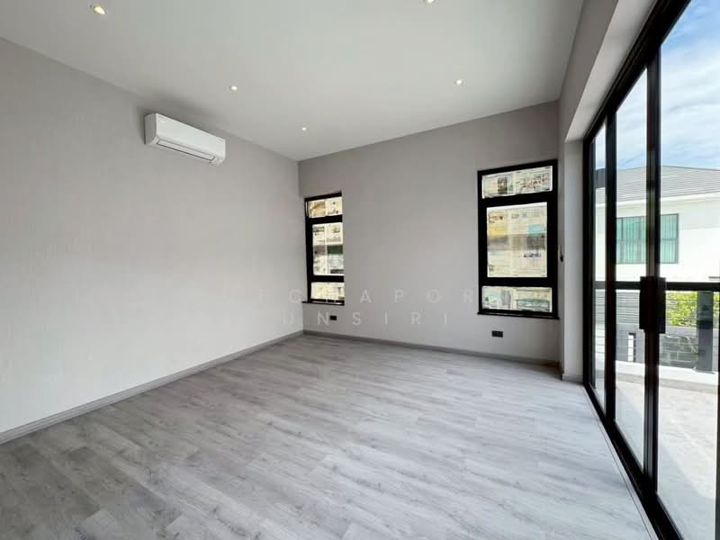 Pool Villa ให้เช่า ใกล้บิ๊กซีแม่เหียะ เพียง 10 นาที ค่าเช่า 85,000 บาท / เดือน รหัสทรัพย์ : No.9P012, Chiang Mai, San Phak Wan, Hang Dong, Chiang Mai, 4 Bedrooms, 150 sqm, Single Detached House For Rent, by Rutchaporn Tunsiri, 500259068 - DDproperty.com