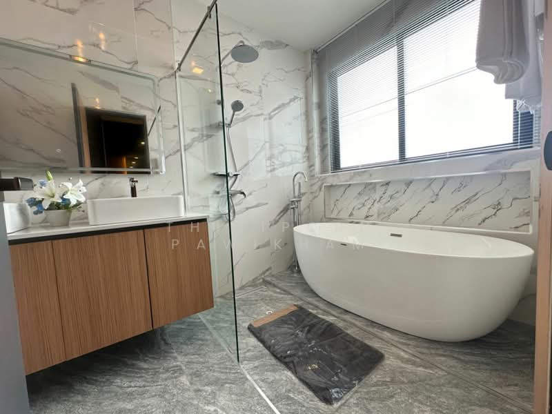 3-BR Villa, Chon Buri (Pattaya), Poong, Bang Lamung (Pattaya), Chon Buri (Pattaya), 3 Bedrooms, 150 sqm, Villa For Sale, by Thitiporn Pawikham, 500259102 - DDproperty.com