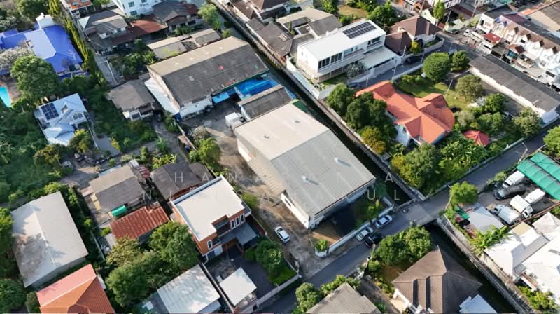 ที่ดิน 1ไร่ 3งาน พร้อมคลังสินค้า 2หลัง 560ตรม/540ตรม, Bangkok, Lat Phrao, Lat Phrao, Bangkok, , 2,800 sqm, Land For Sale, by Thanapatra Nitisahakul, 500259122 - DDproperty.com