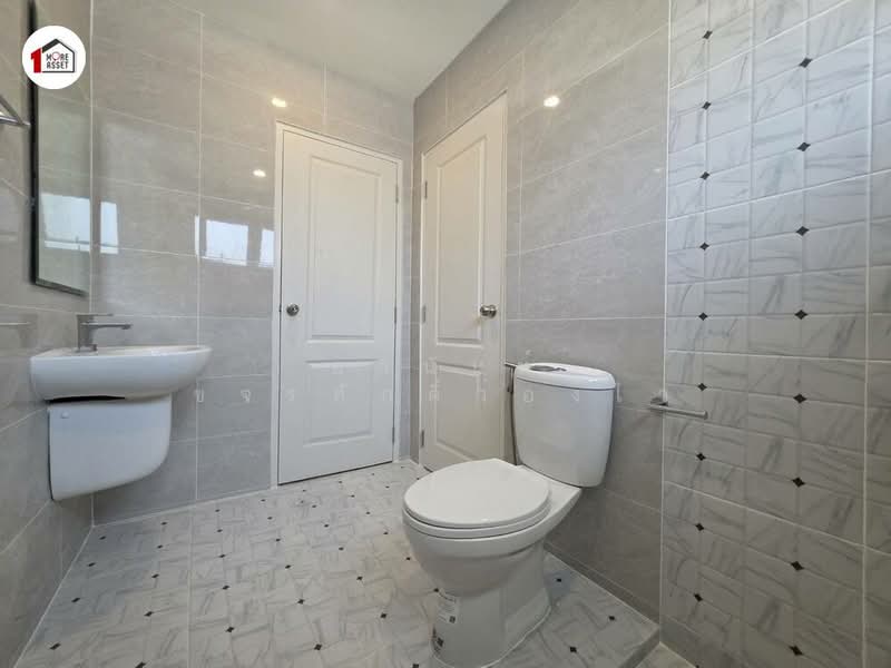 Laddarom Pinklao-Kanchanapisek : ลัดดารมย์ ปิ่นเกล้า-กาญจนาภิเษก, นนทบุรี, ถนนกาญจนาภิเษก, บางม่วง, บางใหญ่, นนทบุรี, 207 ตร.ม., บ้านเดี่ยว ขาย, โดย อานันท์ ขจรศักดิ์ว่องไว, 500259181 - DDproperty.com