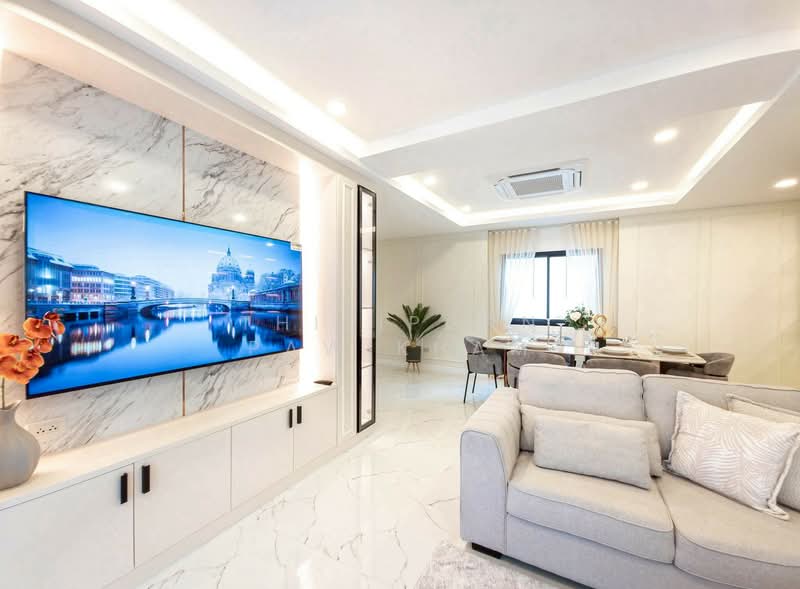 5-BR Villa, Chon Buri (Pattaya), Nong Pru, Bang Lamung (Pattaya), Chon Buri (Pattaya), 5 Bedrooms, 340 sqm, Villa For Sale, by Thitiporn Pawikham, 500259188 - DDproperty.com