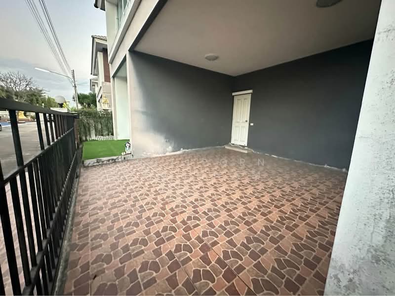 3-BR House, Chon Buri (Pattaya), Surasak, Si Racha, Chon Buri (Pattaya), 3 Bedrooms, 204 sqm, Single Detached House For Sale, by Thitiporn Pawikham, 500259218 - DDproperty.com