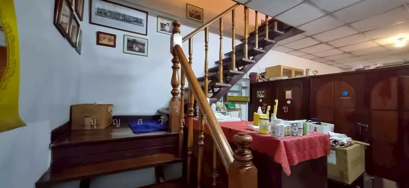 ทาวน์เฮ้าส์ 2 ชั้น 17.5 ตร.ว. หมู่บ้านอยู่เจริญ542 ซอยประชาราษฎร์บำเพ็ญ24 แยก2, Bangkok, ถนนรัชดา-ห้วยขวาง, Samsen Nok, Huai Khwang, Bangkok, 2 Bedrooms, 100 sqm, Townhouse For Sale, by คุณ วรรณรัช บุญสวัสดิ์ (วิน), 500259232 - DDproperty.com