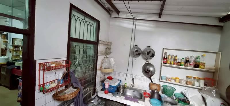 ทาวน์เฮ้าส์ 2 ชั้น 17.5 ตร.ว. หมู่บ้านอยู่เจริญ542 ซอยประชาราษฎร์บำเพ็ญ24 แยก2, Bangkok, ถนนรัชดา-ห้วยขวาง, Samsen Nok, Huai Khwang, Bangkok, 2 Bedrooms, 100 sqm, Townhouse For Sale, by คุณ วรรณรัช บุญสวัสดิ์ (วิน), 500259232 - DDproperty.com