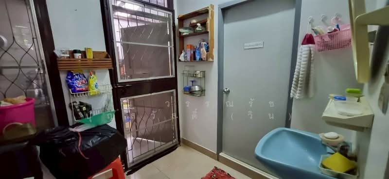 ทาวน์เฮ้าส์ 2 ชั้น 17.5 ตร.ว. หมู่บ้านอยู่เจริญ542 ซอยประชาราษฎร์บำเพ็ญ24 แยก2, กรุงเทพ, ถนนรัชดา-ห้วยขวาง, สามเสนนอก, ห้วยขวาง, กรุงเทพ, 100 ตร.ม., ทาวน์เฮ้าส์ ขาย, โดย คุณ วรรณรัช บุญสวัสดิ์ (วิน), 500259232 - DDproperty.com