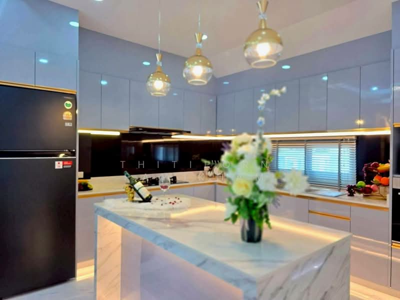 5-BR Villa, Chon Buri (Pattaya), Poong, Bang Lamung (Pattaya), Chon Buri (Pattaya), 5 Bedrooms, 400 sqm, Villa For Sale, by Thitiporn Pawikham, 500259265 - DDproperty.com