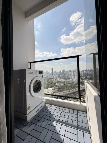 Landmark @MRTA Station, Bangkok, 397 Rama 9 Road, Bang Kapi, Huai Khwang, Bangkok, 1 Bedroom, 37 sqm, Condo For Rent, by Fazwaz (Thailand) Co., Ltd., 500259331 - DDproperty.com