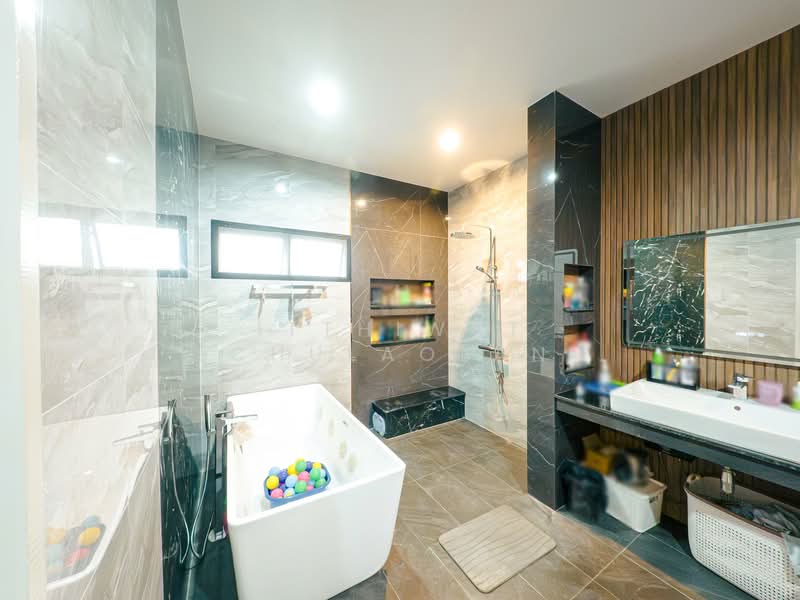 The Elegance Phetkasem 81, Bangkok, Nong Kham, Nong Khaem, Bangkok, 5 Bedrooms, 600 sqm, Single Detached House For Sale, by Itthiwat Chulaolan, 500259355 - DDproperty.com
