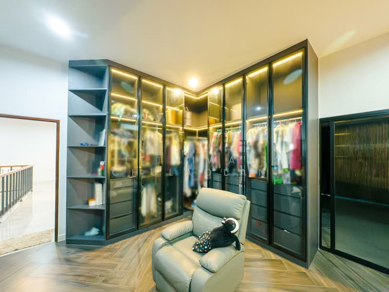 The Elegance Phetkasem 81, Bangkok, Nong Kham, Nong Khaem, Bangkok, 5 Bedrooms, 600 sqm, Single Detached House For Sale, by Itthiwat Chulaolan, 500259355 - DDproperty.com