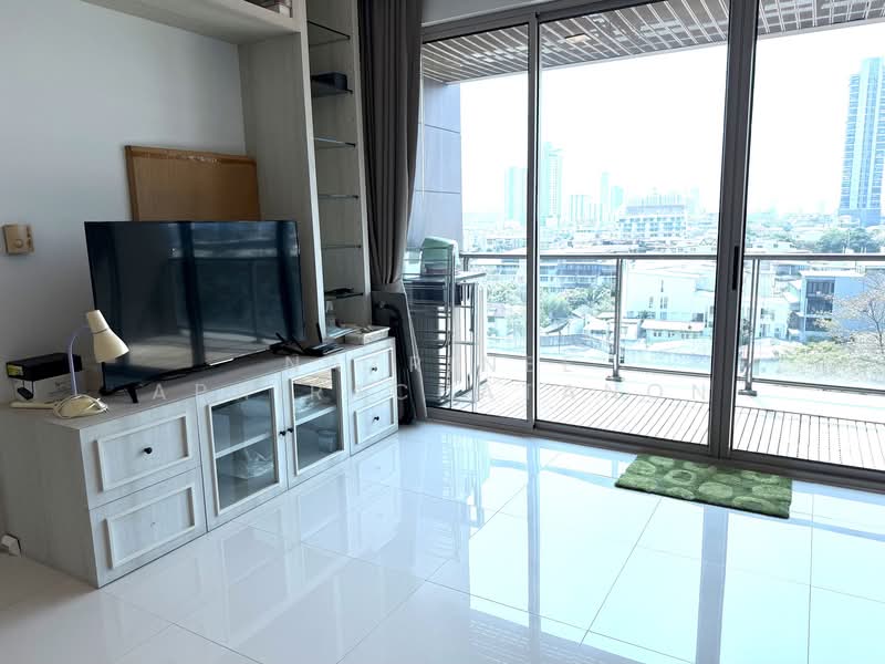 The Lofts Yennakart, Bangkok, 366 ์Soi Nang Linchi Yenakat Road, Chong Nonsi, Yan Nawa, Bangkok, 1 Bedroom, 62 sqm, Condo For Rent, by Natrinee Aphirachatanon, 500259372 - DDproperty.com