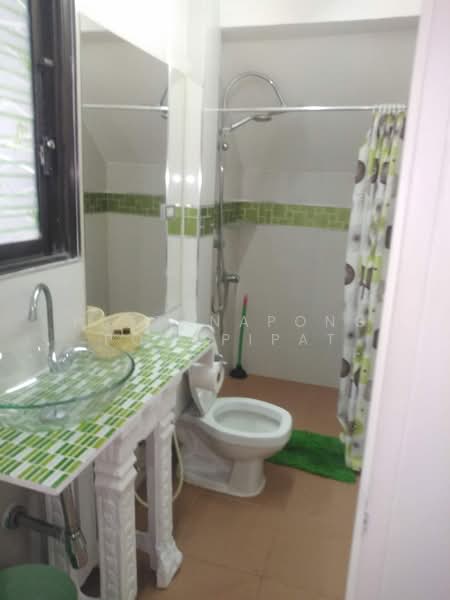 undefined, Chon Buri (Pattaya), Nong Pru, Bang Lamung (Pattaya), Chon Buri (Pattaya), 5 Bedrooms, 300 sqm, Townhouse For Rent, by Pattanapong Pongpipat, 500259390 - DDproperty.com