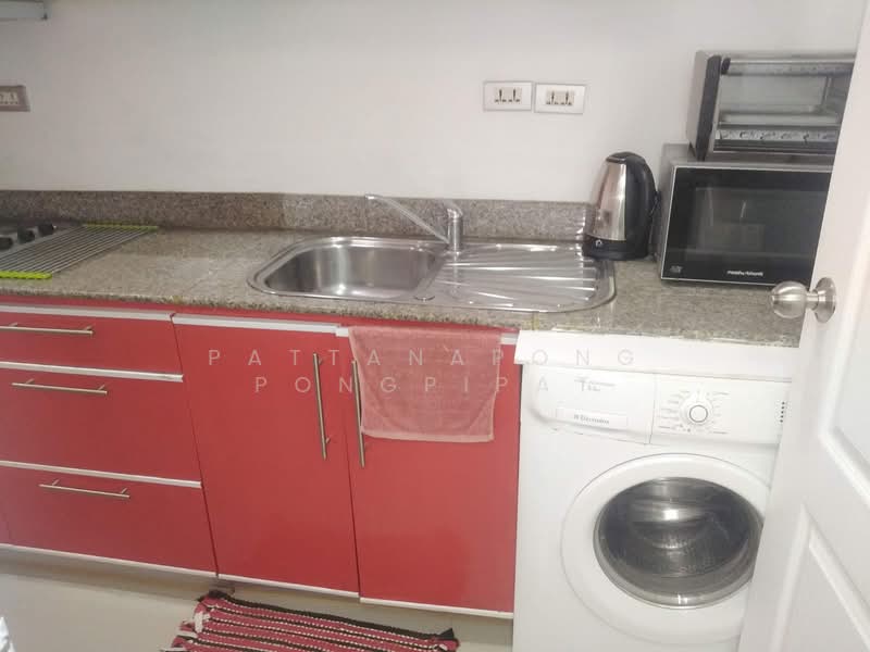 undefined, Chon Buri (Pattaya), Nong Pru, Bang Lamung (Pattaya), Chon Buri (Pattaya), 5 Bedrooms, 300 sqm, Townhouse For Rent, by Pattanapong Pongpipat, 500259390 - DDproperty.com