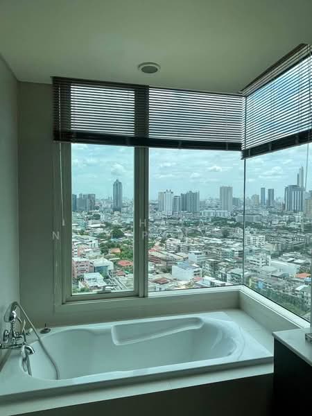 Watermark Chaophraya, Bangkok, Soi Charoennakorn 39-41, Charoennakorn Road, Bang Lam Phu Lang, Khlong San, Bangkok, 3 Bedrooms, 146 sqm, Condo For Rent, by Achaya Nithipanyawong, 500259411 - DDproperty.com