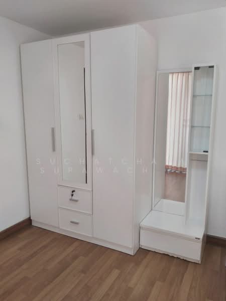 Baan Samsen Condominium, Bangkok, Samsen Road, Dusit, Dusit, Bangkok, 2 Bedrooms, 76 sqm, Condo For Rent, by Suchatchaya Supawachiranant, 500259439 - DDproperty.com